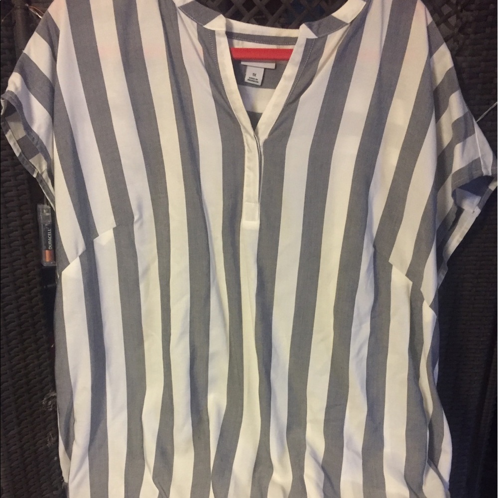 Women’s- gray and white striped Blouse Size 1X